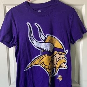 Woman’s NFL Vikings Short Sleeve T-Shirt